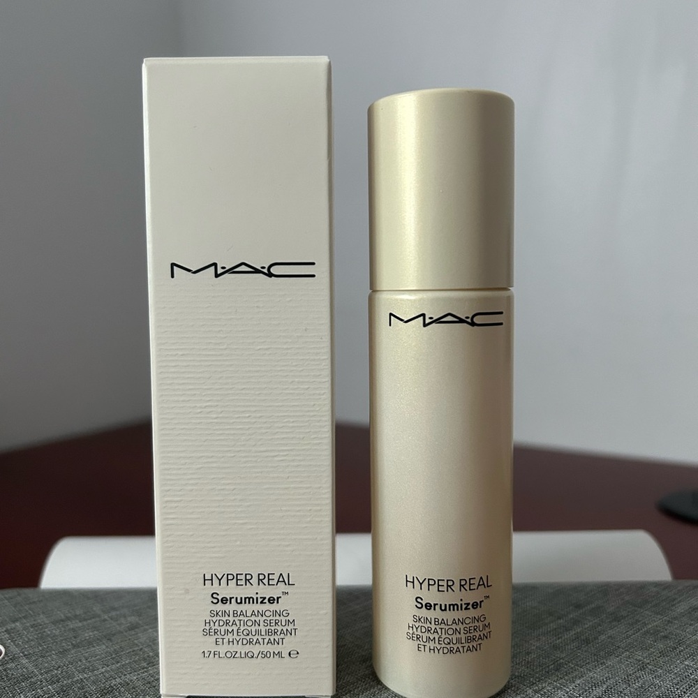 MAC HYPER REAL SERUMIZER™ SERUM-MOISTURIZER HYBRID 50ml